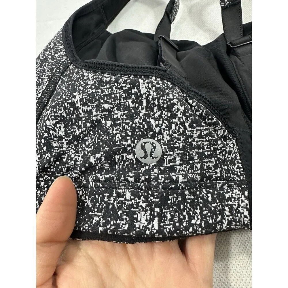 Lululemon Ta Ta Tamer III Rio Mist Black Womens 34DD? Sports Bra EUC Read